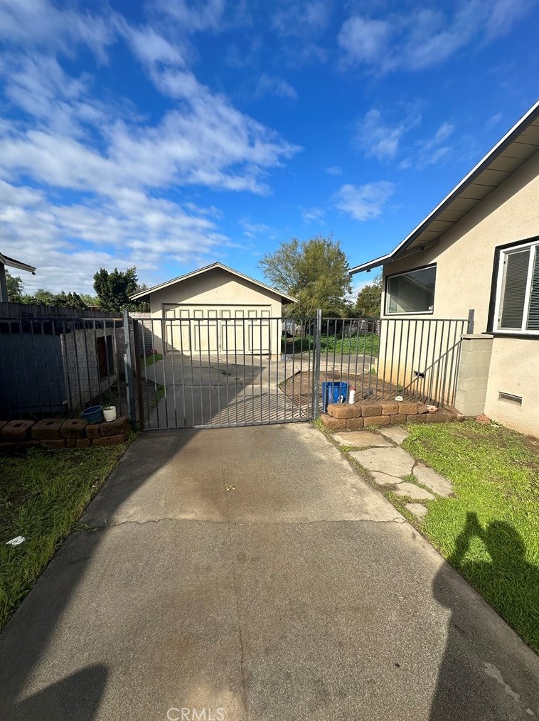 6047 Streeter Ave, Riverside CA  92504-1258 exterior