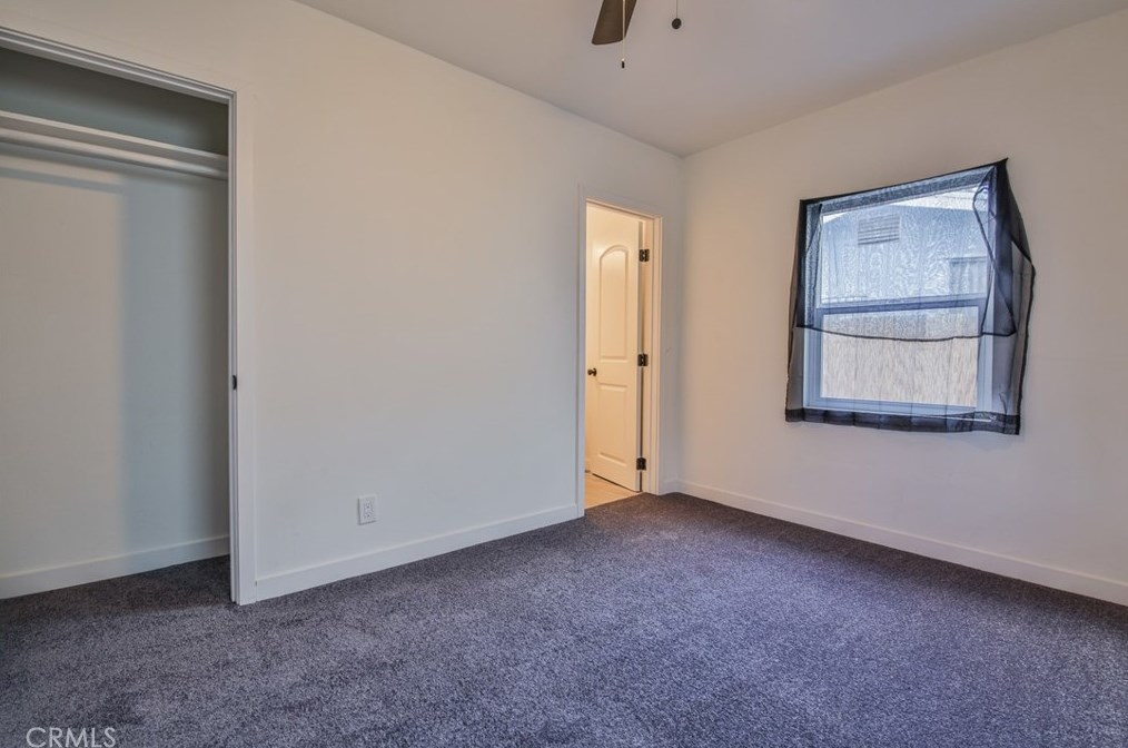 8334 Bell Ave, Los Angeles CA  90001-4021 exterior