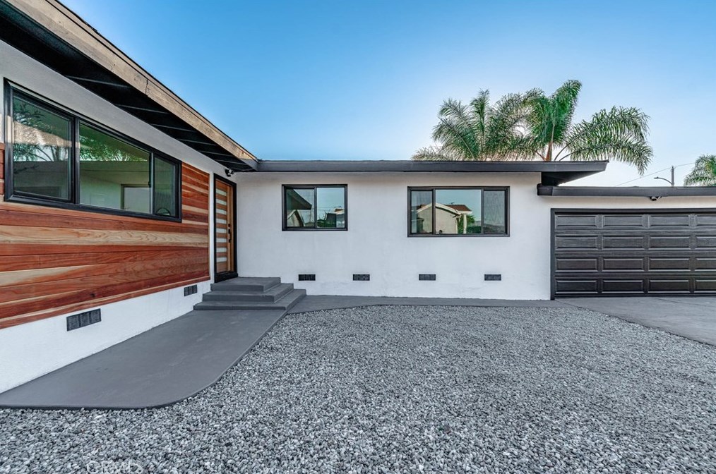 9950 Parkinson Ave, Whittier CA  90605-3051 exterior