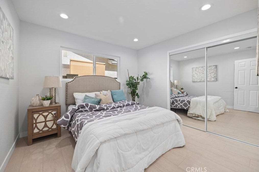 11441 Gonsalves St, Artesia CA  90703-6761 exterior