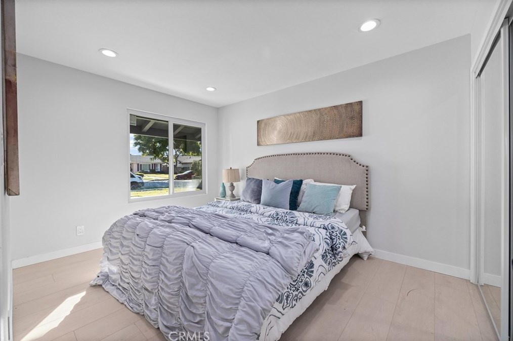 11441 Gonsalves St, Artesia CA  90703-6761 exterior