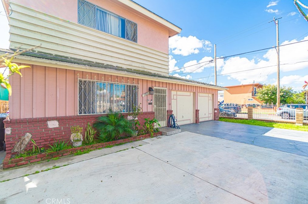 3800 Bell Ave, Bell, CA 90201