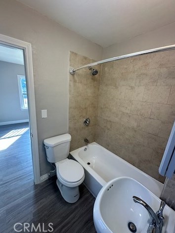 934 Colden Ave, Los Angeles CA  90002-1937 exterior