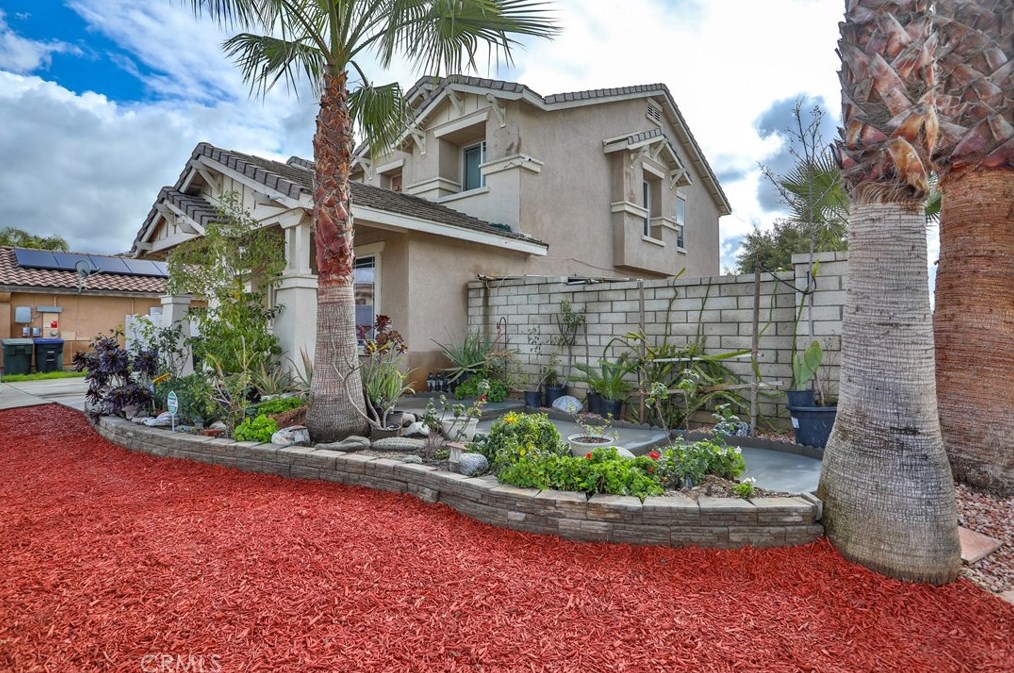 1017 Bunting Way, Perris, CA 92571-3532