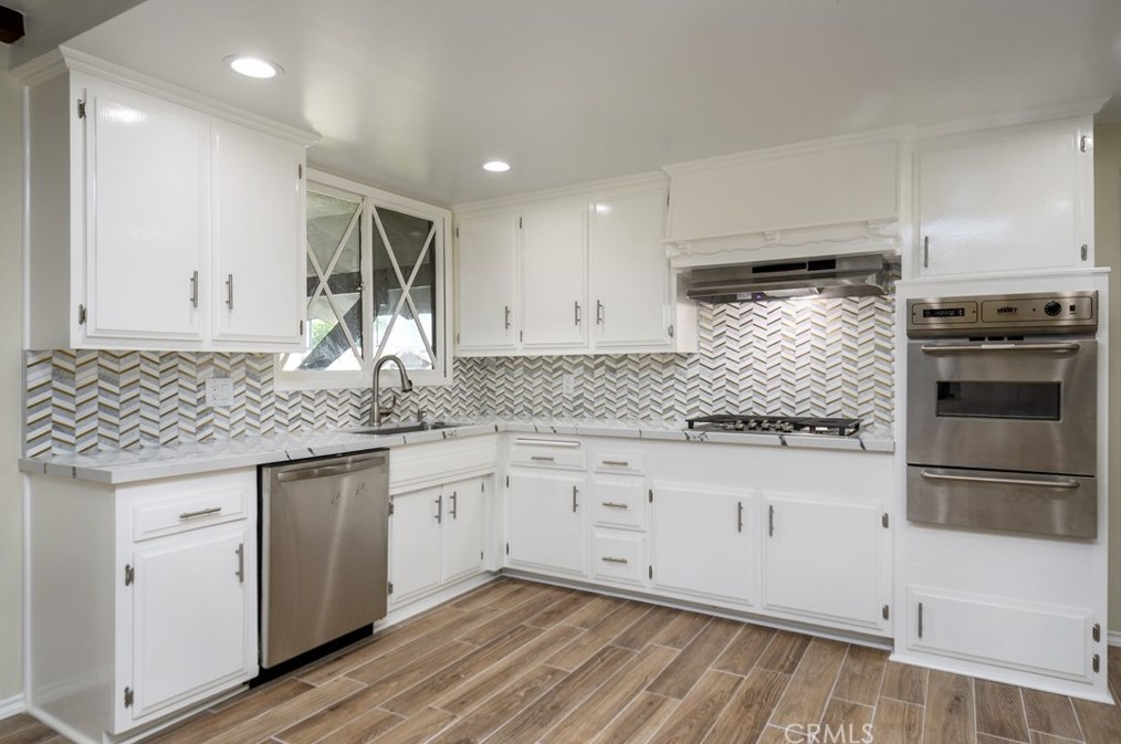 16064 Red Coach Ln, Whittier, CA 90604