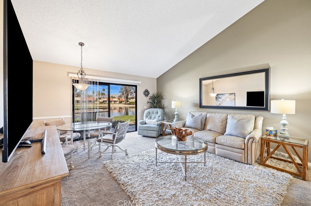 40268 Bay Hill Way, Palm Desert, CA 92211-0744