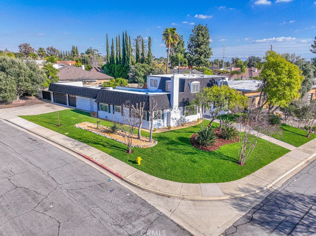 2178 San Marcos Pl, Claremont, CA 91711-1766