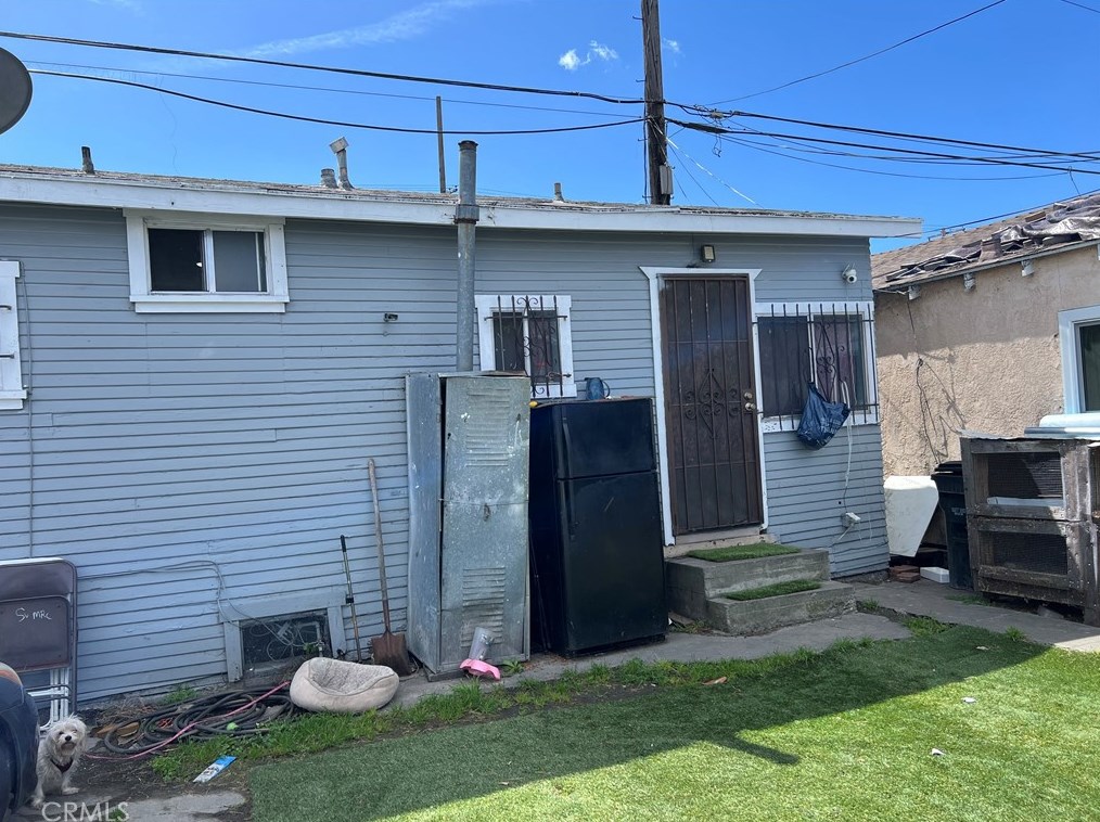 1532 58th St, Los Angeles CA  90062-2824 exterior