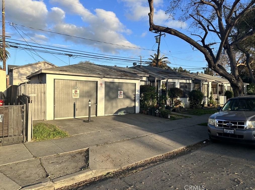 2100 Pine Ave, Long Beach, CA 90806-4718