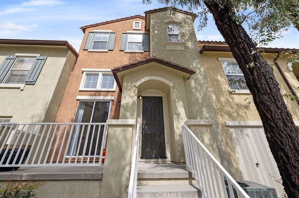 28213 Canterbury Ct, Santa Clarita, CA 91354