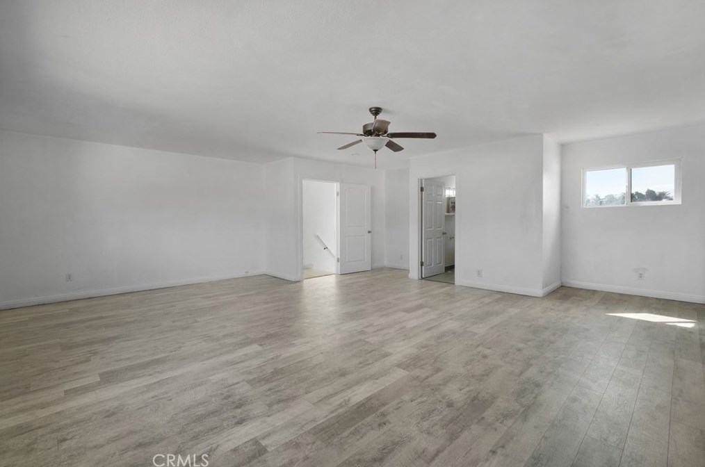 825 104th St, Los Angeles CA  90044-4407 exterior