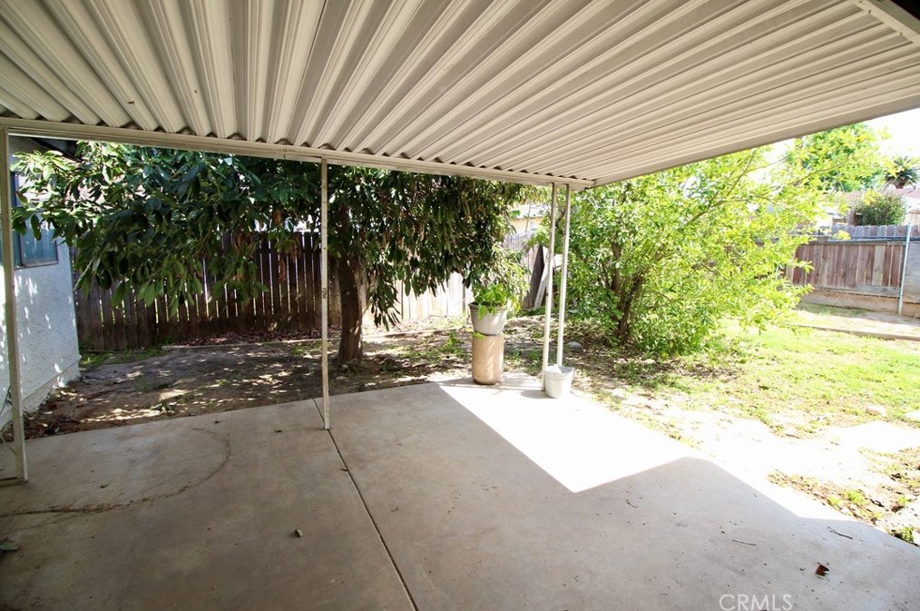 1924 Spring Garden St, Riverside CA  92507-2023 exterior