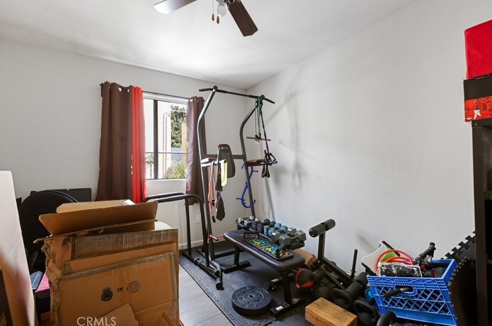 1170 71st St, Los Angeles CA 90003-1837 exterior