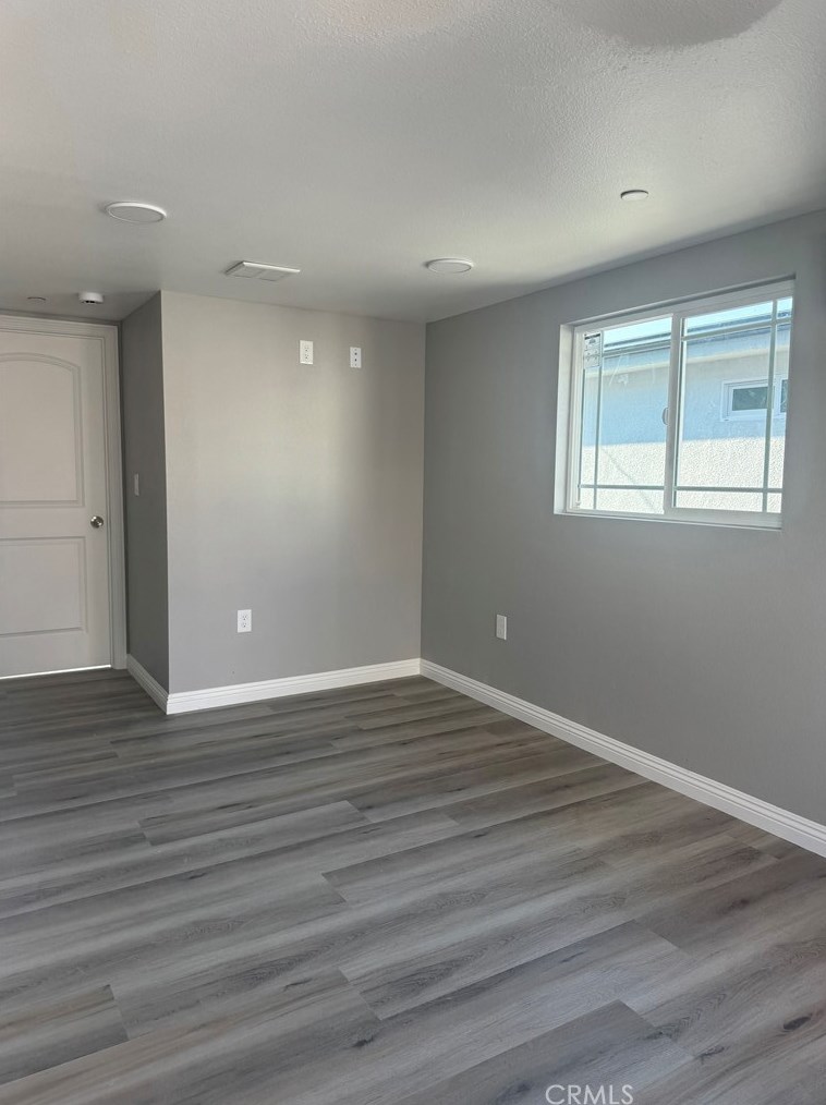 9009 Bch St, Los Angeles CA  90002-3019 exterior