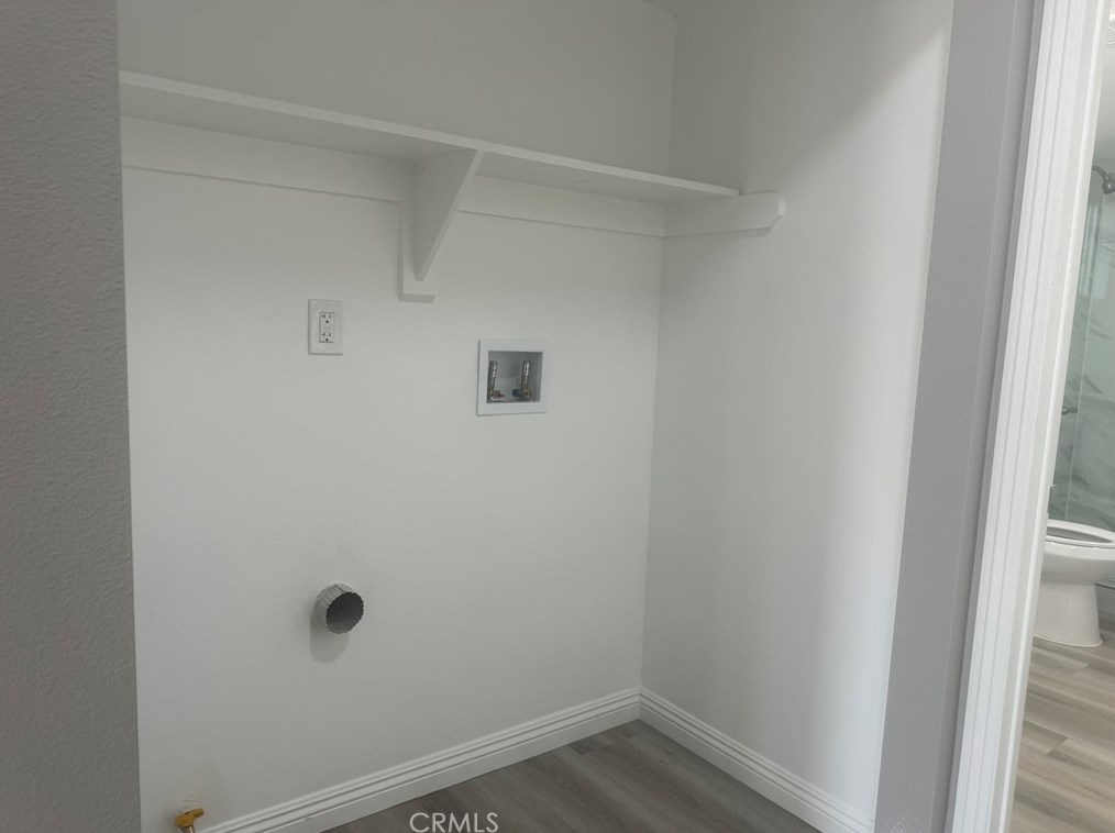 9009 Bch St, Los Angeles CA  90002-3019 exterior