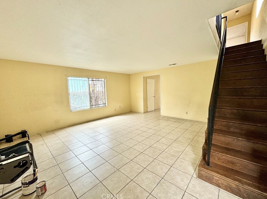9711 Bandera St, Los Angeles, CA 90002