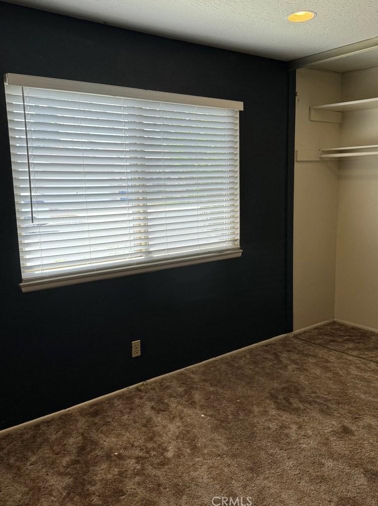 1341 Tara St, Barstow CA  92311-5552 exterior