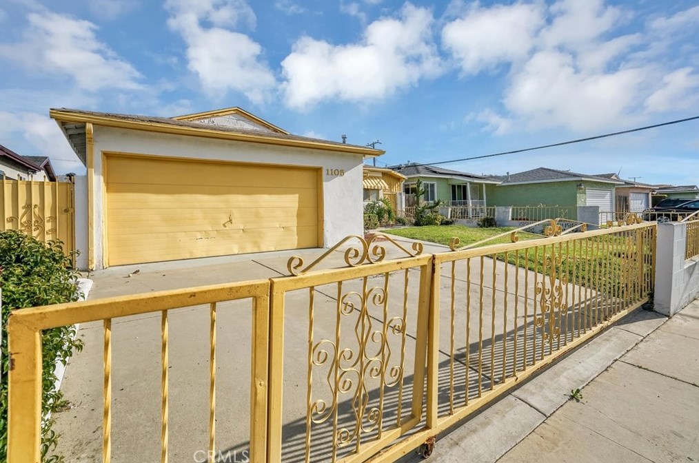 1105 W 156th St, Compton, CA 90220