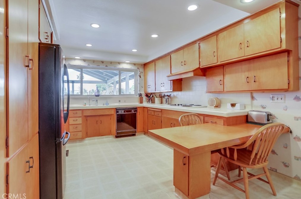 15257 Campina Ln, La Mirada CA  90638-1401 exterior