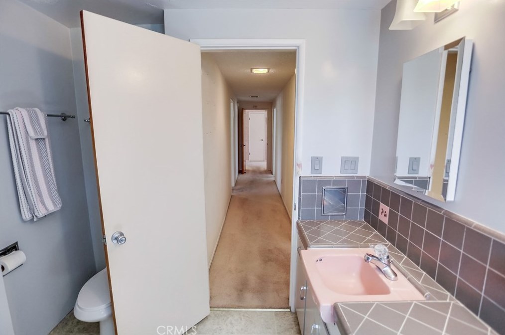 15257 Campina Ln, La Mirada CA  90638-1401 exterior