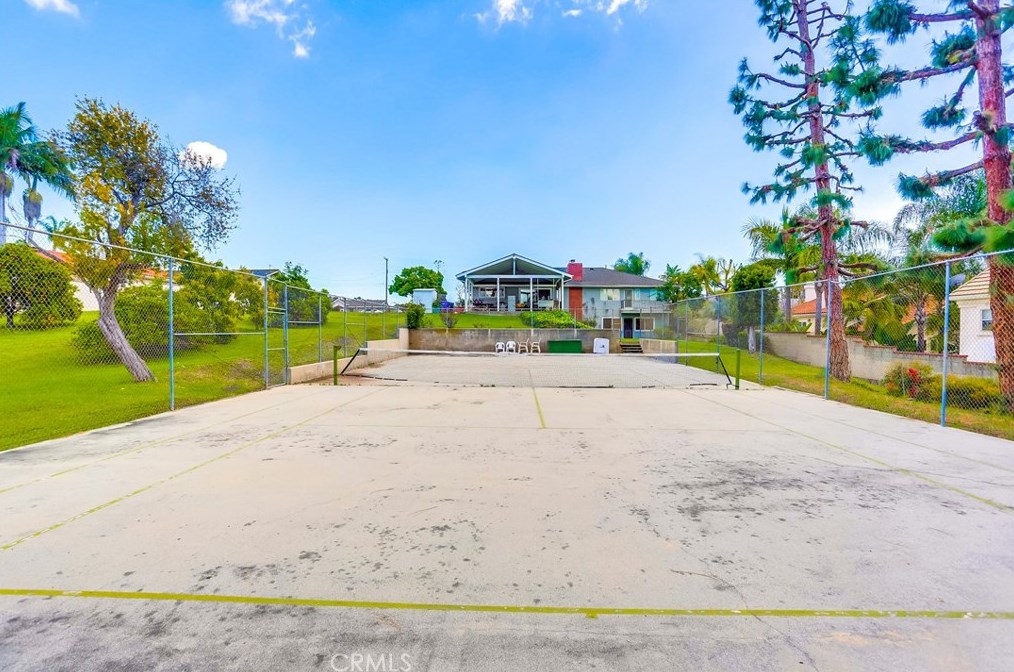 15257 Campina Ln, La Mirada CA  90638-1401 exterior