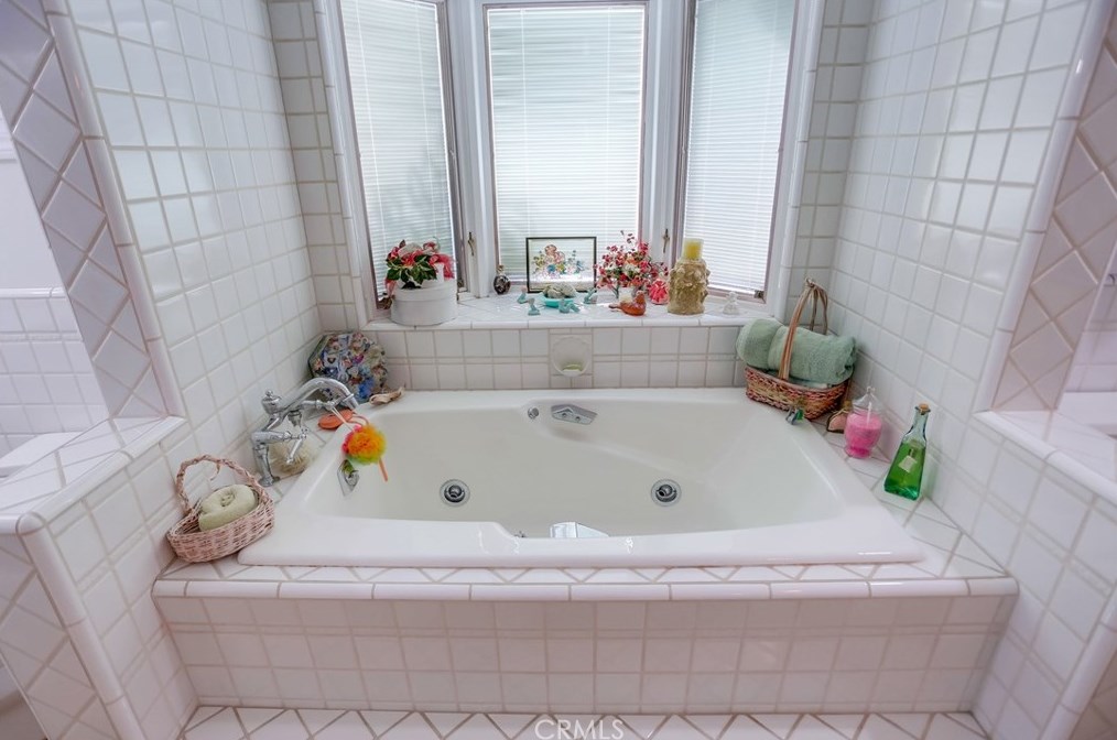 15257 Campina Ln, La Mirada CA  90638-1401 exterior