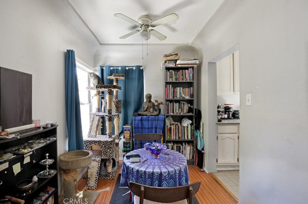 2001 Berkeley Ave, Los Angeles CA  90026-2987 exterior