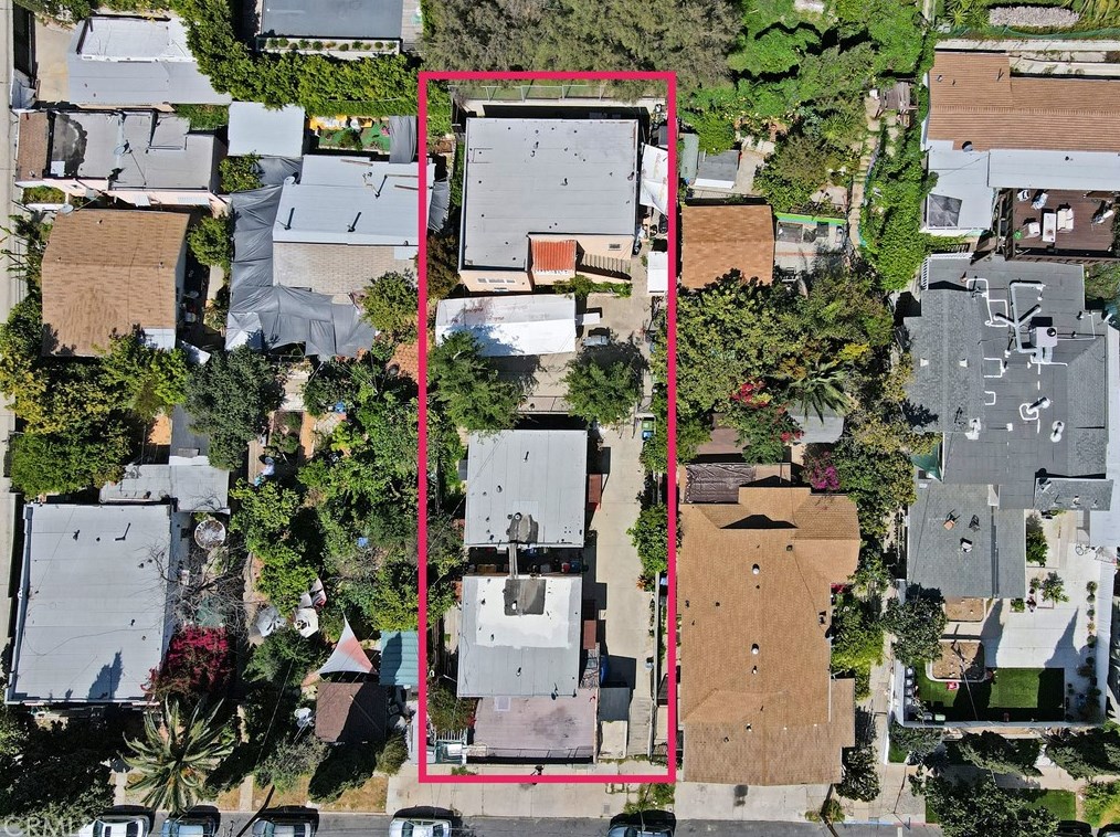 2001 Berkeley Ave, Los Angeles CA  90026-2987 exterior