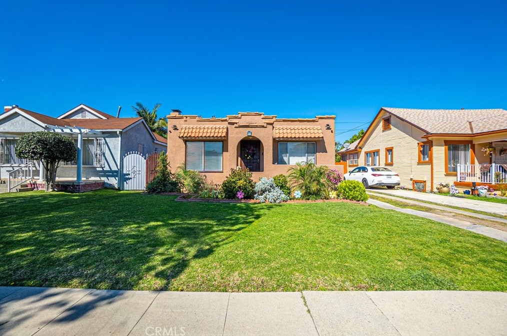 6031 4th Ave, Los Angeles, CA 90043-4207