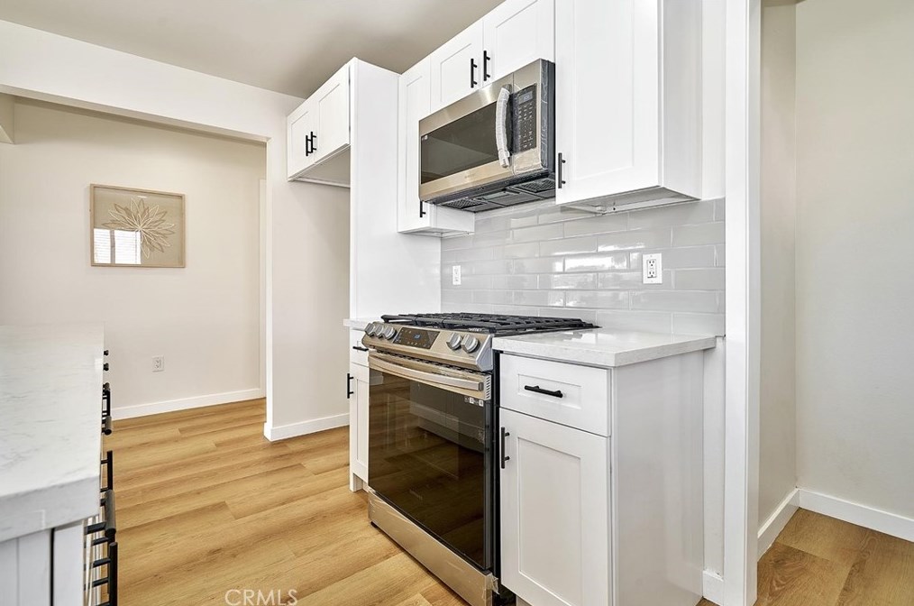 2027 75th St, Los Angeles CA  90047-2302 exterior