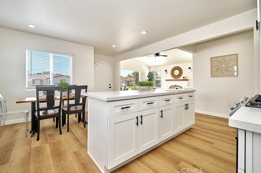 2027 75th St, Los Angeles CA  90047-2302 exterior