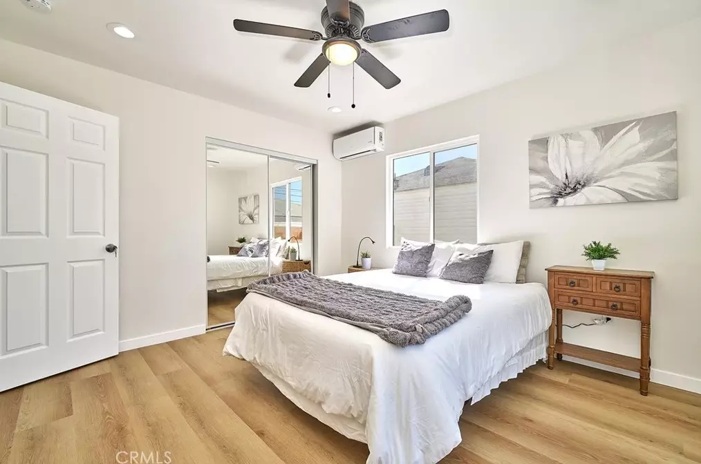 2027 75th St, Los Angeles CA  90047-2302 exterior