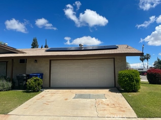 2200 Pinon Springs Cir, Bakersfield CA  93309-4455 exterior