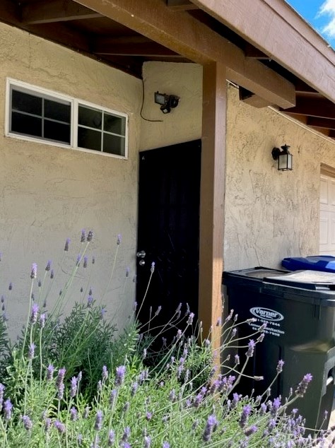 2200 Pinon Springs Cir, Bakersfield CA  93309-4455 exterior