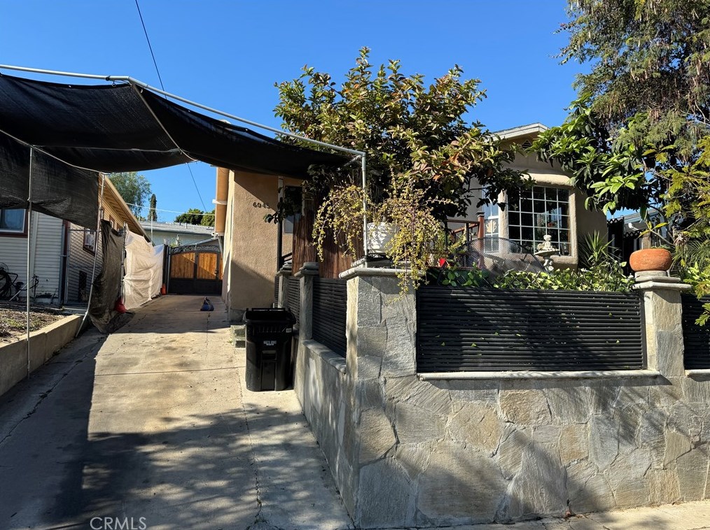 6045 Meridian St, Los Angeles, CA 90042-2741