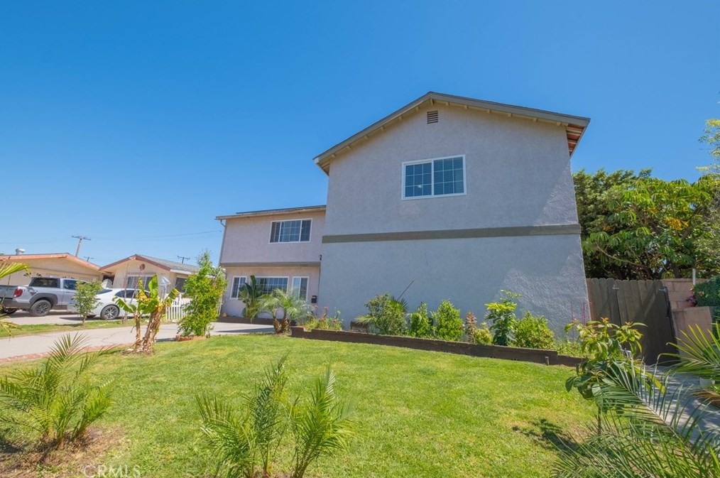 15020 Costa Mesa Dr, La Mirada, CA 90638