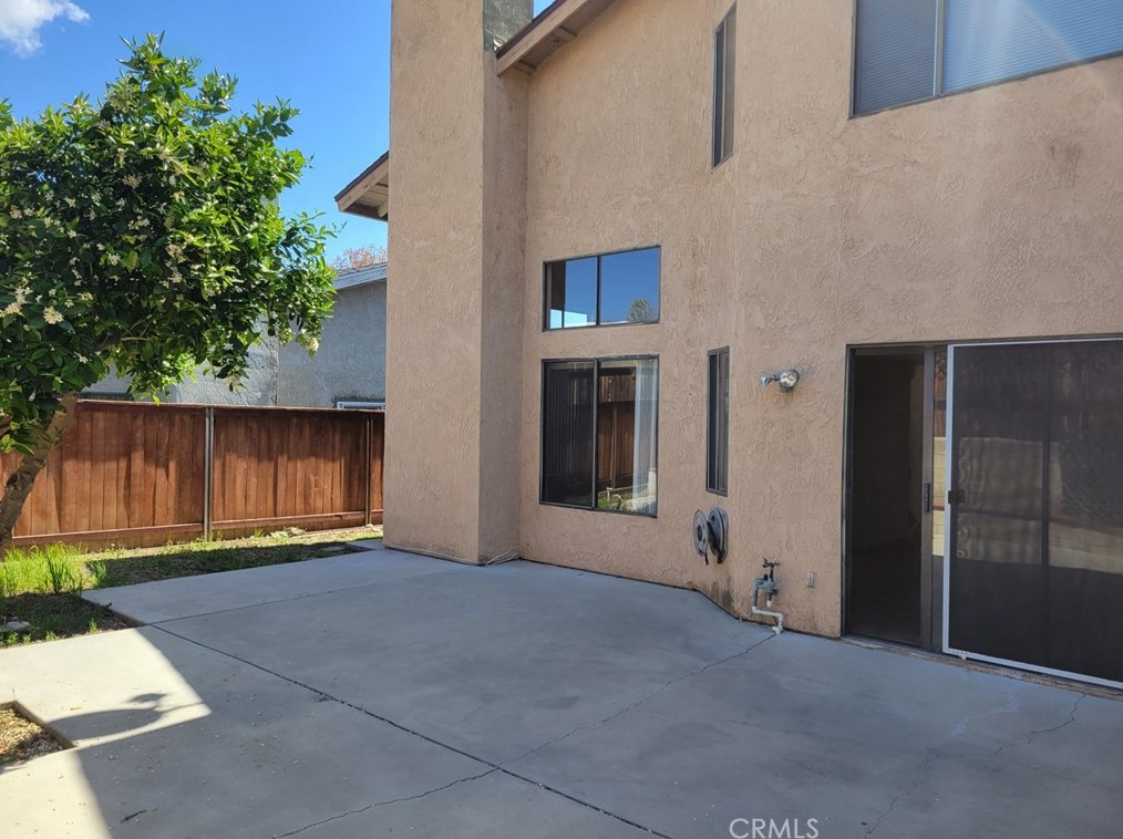655 Quail Dr, Lake Elsinore, CA 92530