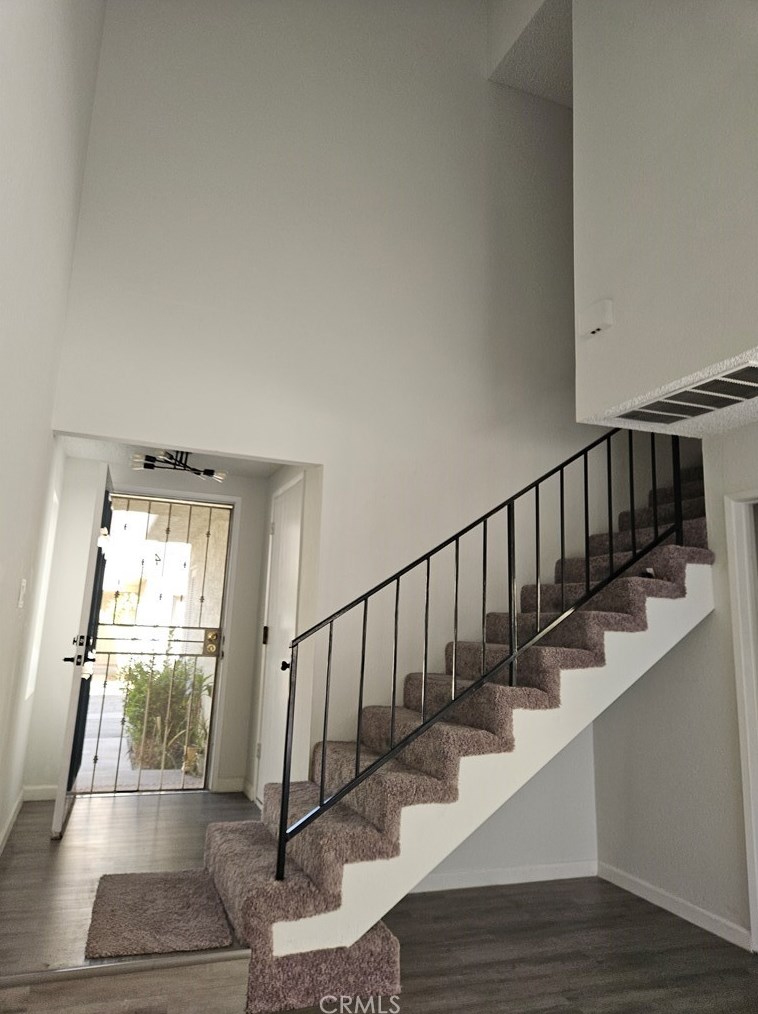 5577 Pioneer Blvd #14, Santa Fe Springs, CA 90601