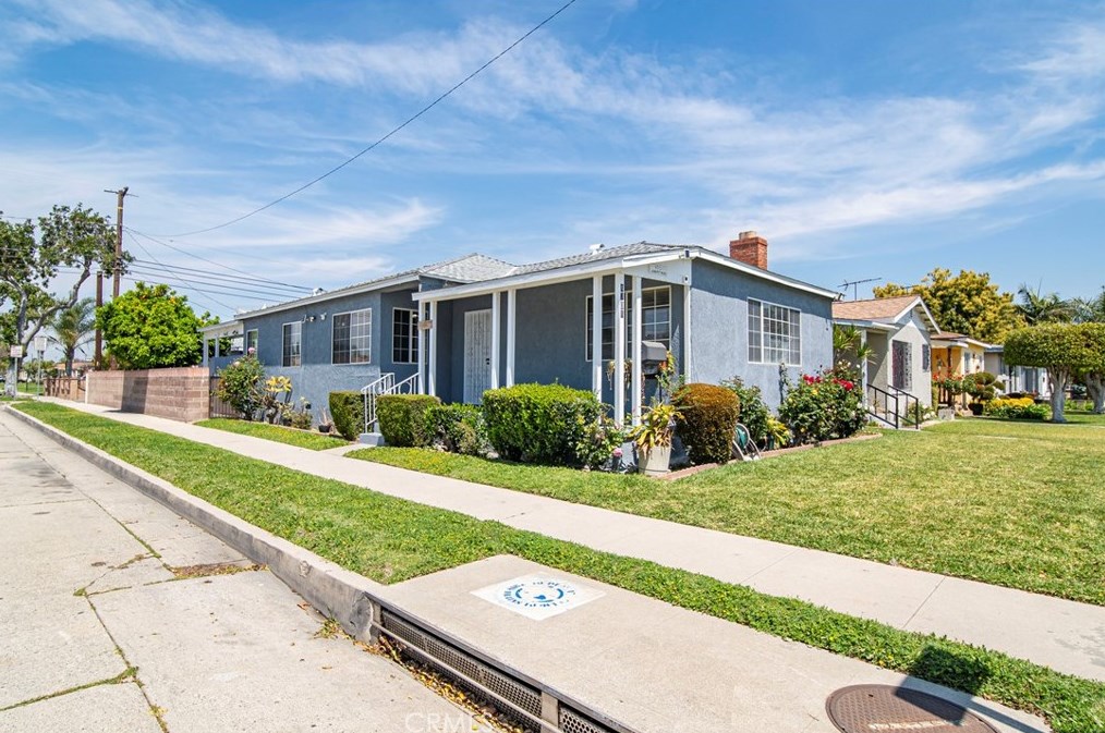 4701 Abbott Rd, Lynwood, CA 90262