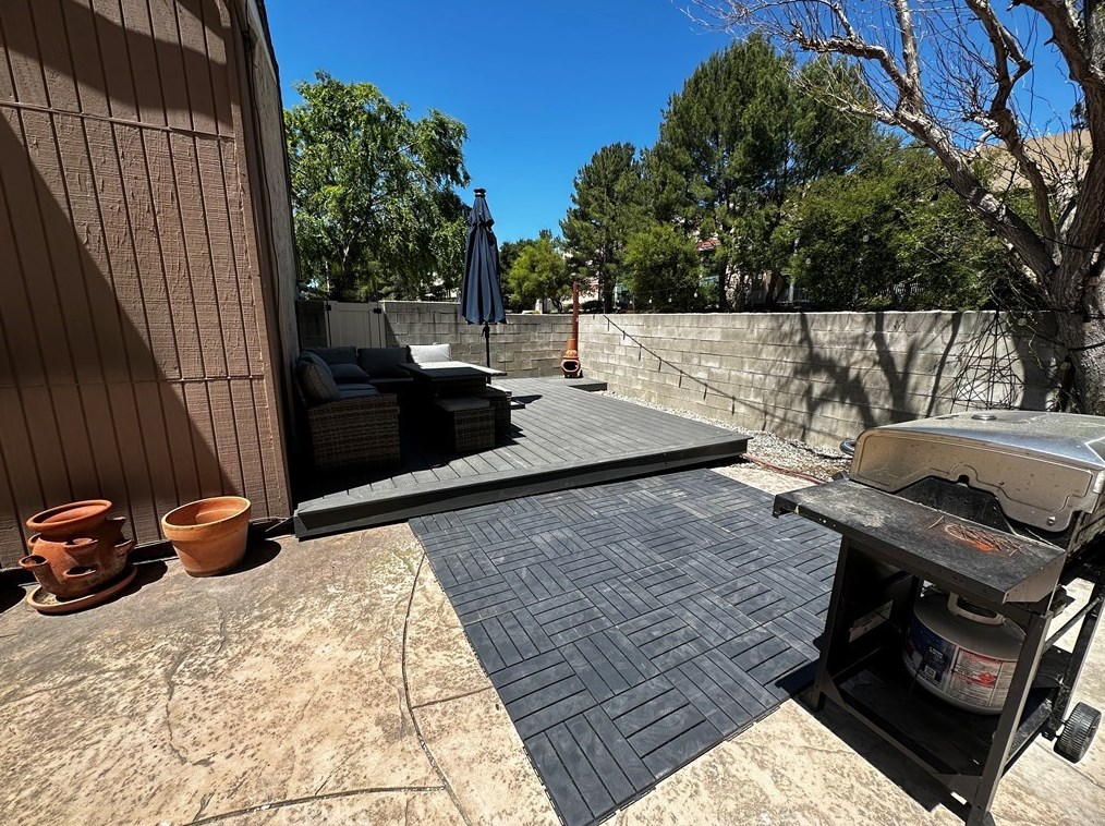 630 Artisan Rd, Thousand Oaks CA  91320-5702 exterior