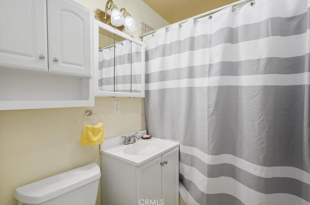 13112 Dalwood Ave, Norwalk CA  90650-5621 exterior