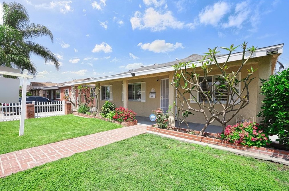 13112 Dalwood Ave, Norwalk CA  90650-5621 exterior