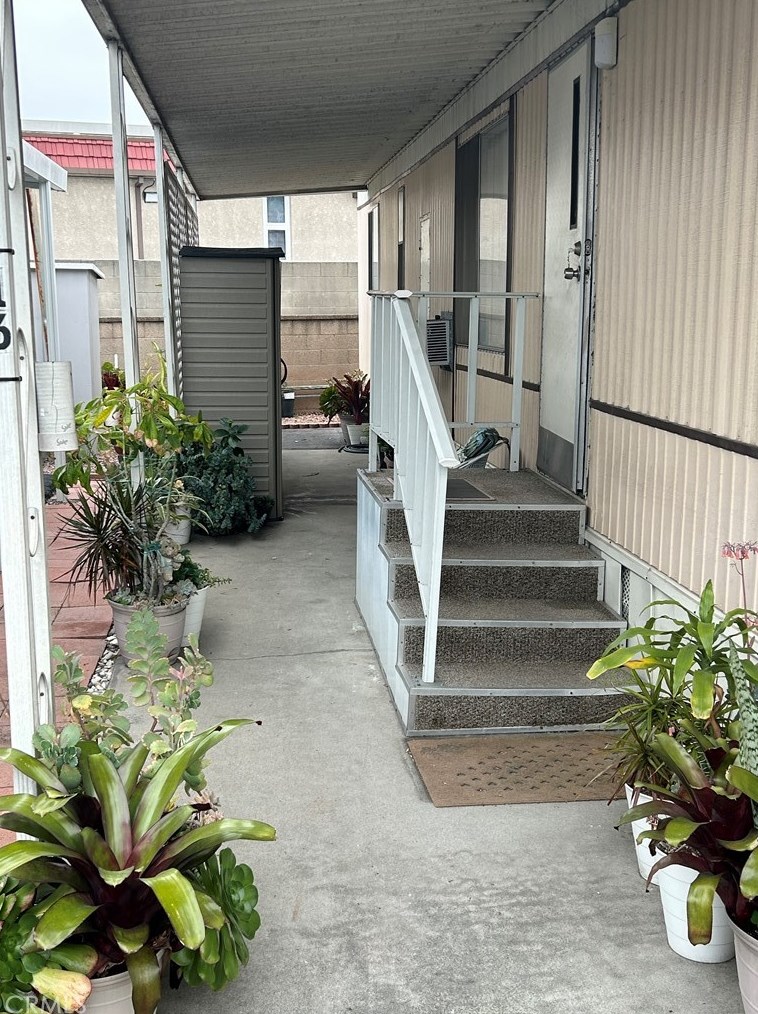 21425 S Avalon Blvd #16, Long Beach, CA 90745