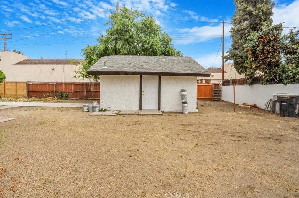 3987 Mtn Vw Ave, San Bernardino CA  92405-2371 exterior