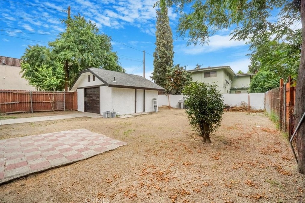 3987 Mtn Vw Ave, San Bernardino CA  92405-2371 exterior