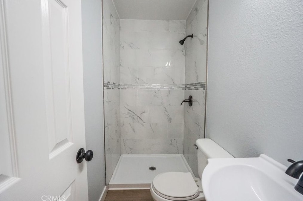 3987 Mtn Vw Ave, San Bernardino CA  92405-2371 exterior