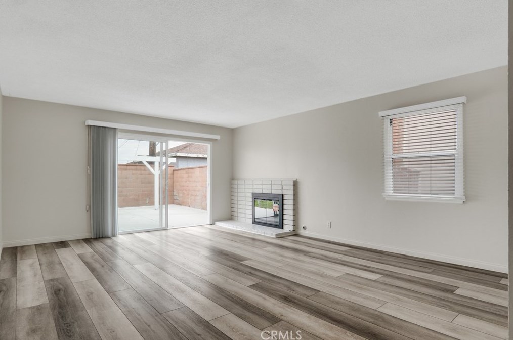 1805 133rd St, Compton, CA 90222-1621