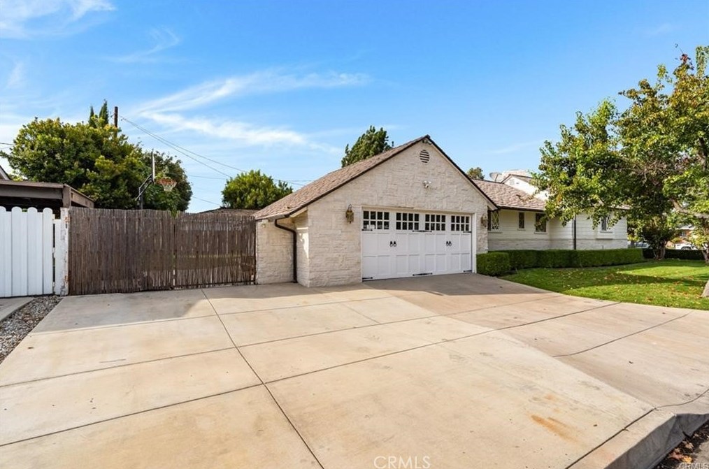 8550 Gainford St, Downey, CA 90240