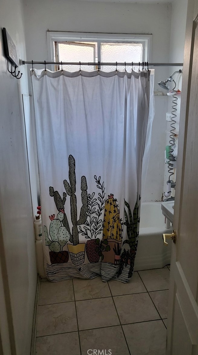 13239 Bechard Ave, Norwalk CA  90650-4421 exterior