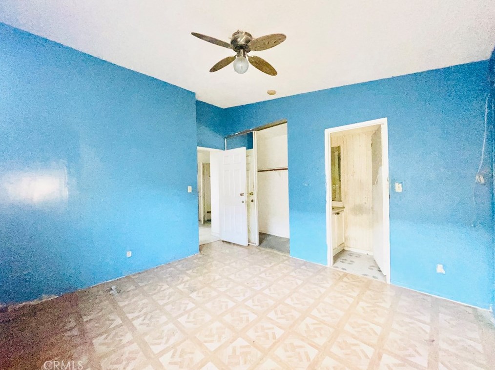 223 89th St, Los Angeles CA  90003-3705 exterior